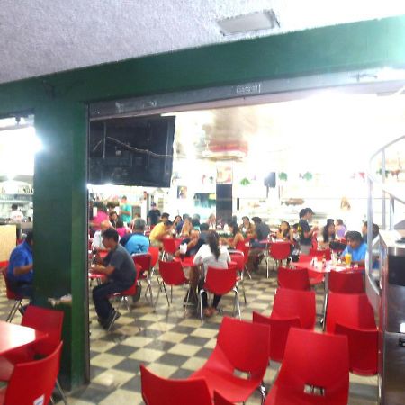 Aris Hotel Ll Iquitos Exteriör bild